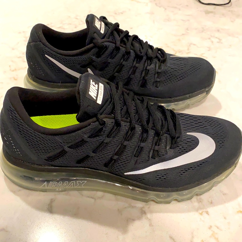 Men’s Nike Air Max 2016 Shoes - LIKE NEW
